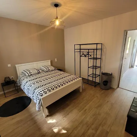 Appartement Au Grand Chêne Jolie T3 à 5 min d'Albi à Puygouzon-et-Montsalvy Extérieur photo